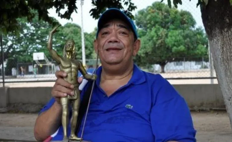 Winston Muegues, un compositor habitual de Vallenata Music, se lanza durante los tributos culturales en Manaure y Valledupar
– Primer plano