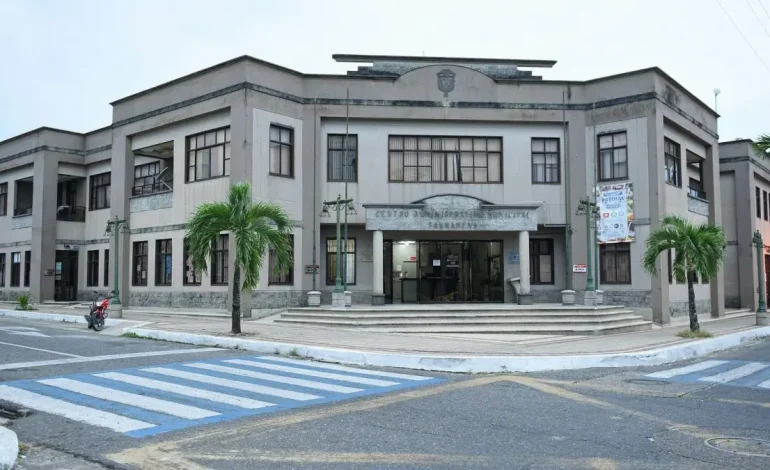 Entre los gritos de la esposa y el guardián del alcalde Casanare, vivió en su casa, mientras que su familia dormía: «Nos atacan»

 – Primer plano
