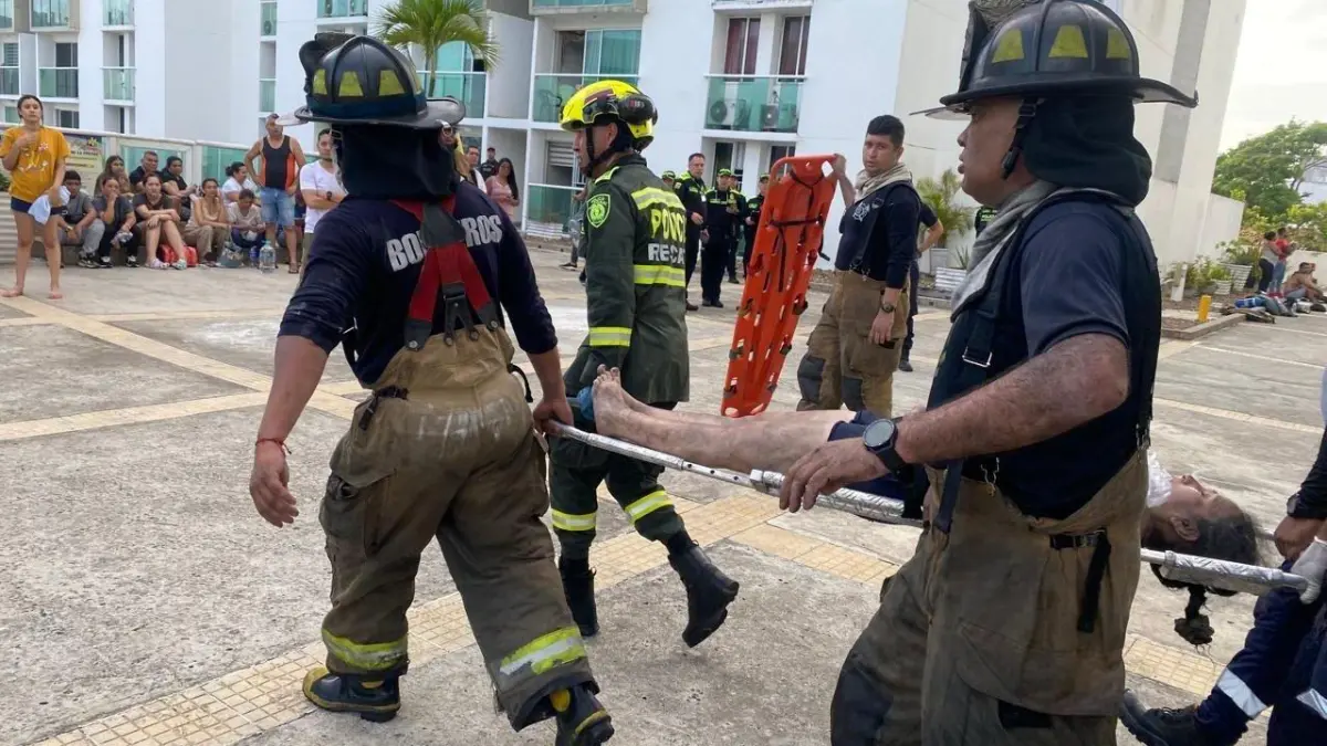 fuego que desplazó a 586 personas en Barranquilla; El drama esta creciendo

 – Primer plano