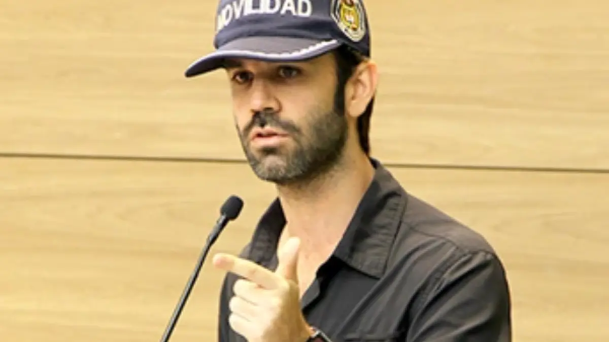 Arresto de la secretaria de movilidad Cali Gustavo Orozco

 – Primer plano