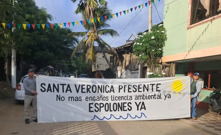 Exigen que el gobierno detenga la erosión que amenaza el turismo.

 – Primer plano