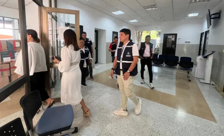 El fiscal general ordena acciones inmediatas sobre la crisis en medicina legal Barranquilla; La secretaría de salud verifica la sede en términos de quejas de salud
– Primer plano