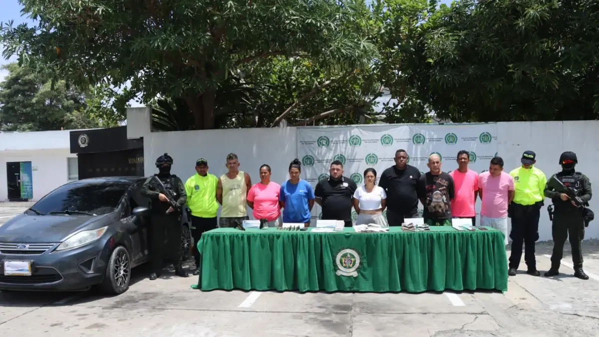 Se llevaron a cabo alrededor de 12 millones de pesos en efectivo

 – Primer plano