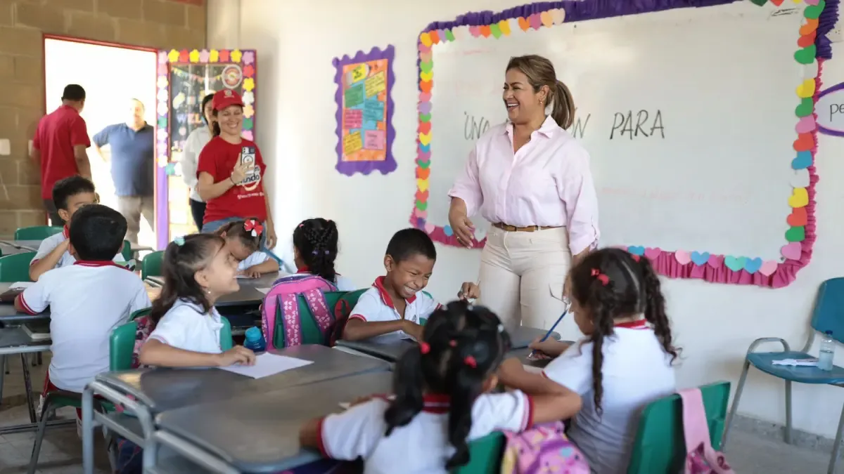 Las áreas rurales realizan durabilidad de los estudiantes con estrategias de clase

 – Primer plano