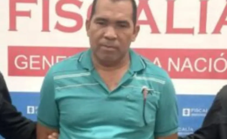 Deiser Toloza se suministra después de que fue indicado por el feminicidio de Paoli Rivera Gina; se asociará con otro crimen en 2004

 – Primer plano