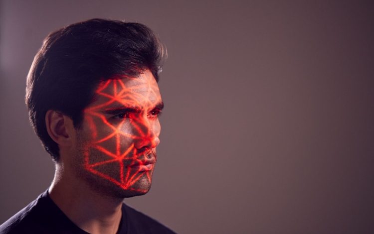 Este es el gran desafío de luchar contra los profundos en América Latina.

 – Primer plano