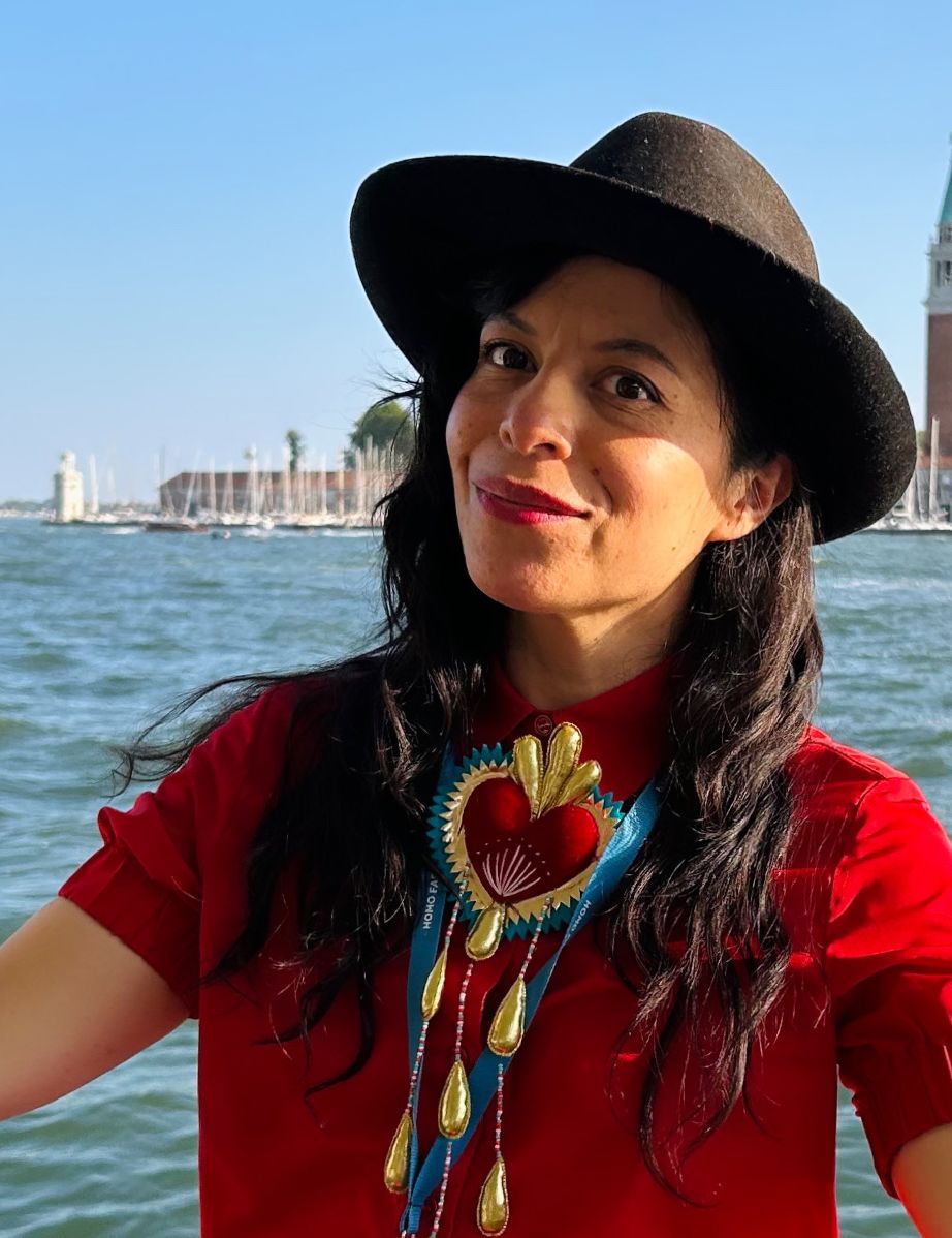 El artista de Nariñense representa a Colombia en Moscú

 – Primer plano