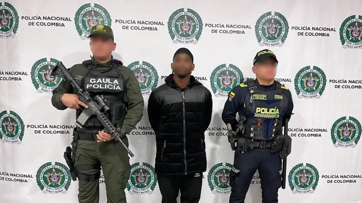 De esta manera, el alias Menor cayó, indicó que era un líder criminal temeroso del grupo criminal «espartano», que escapó de Buenaventure a Chile

 – Primer plano