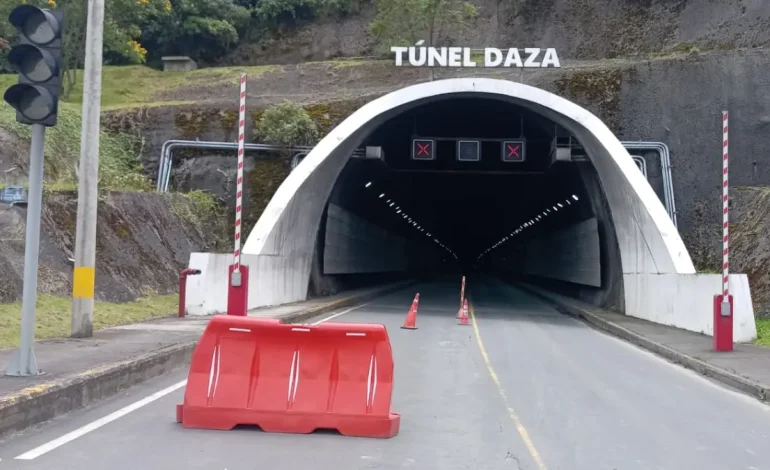 Del mismo modo, hay cierres y limitaciones de movilidad en la manera de Pan -arman, en pasto, para el trabajo realizado en el túnel Daza

 – Primer plano