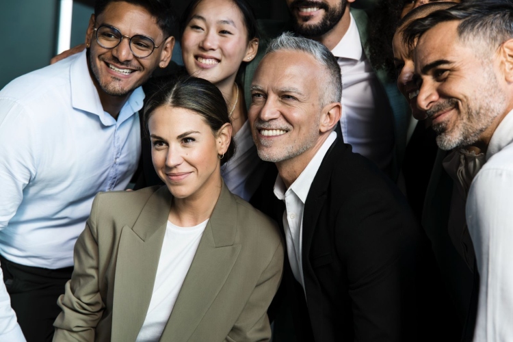 La ventaja competitiva para las empresas colombianas radica en la reinocalidad de los activos digitales

 – Primer plano