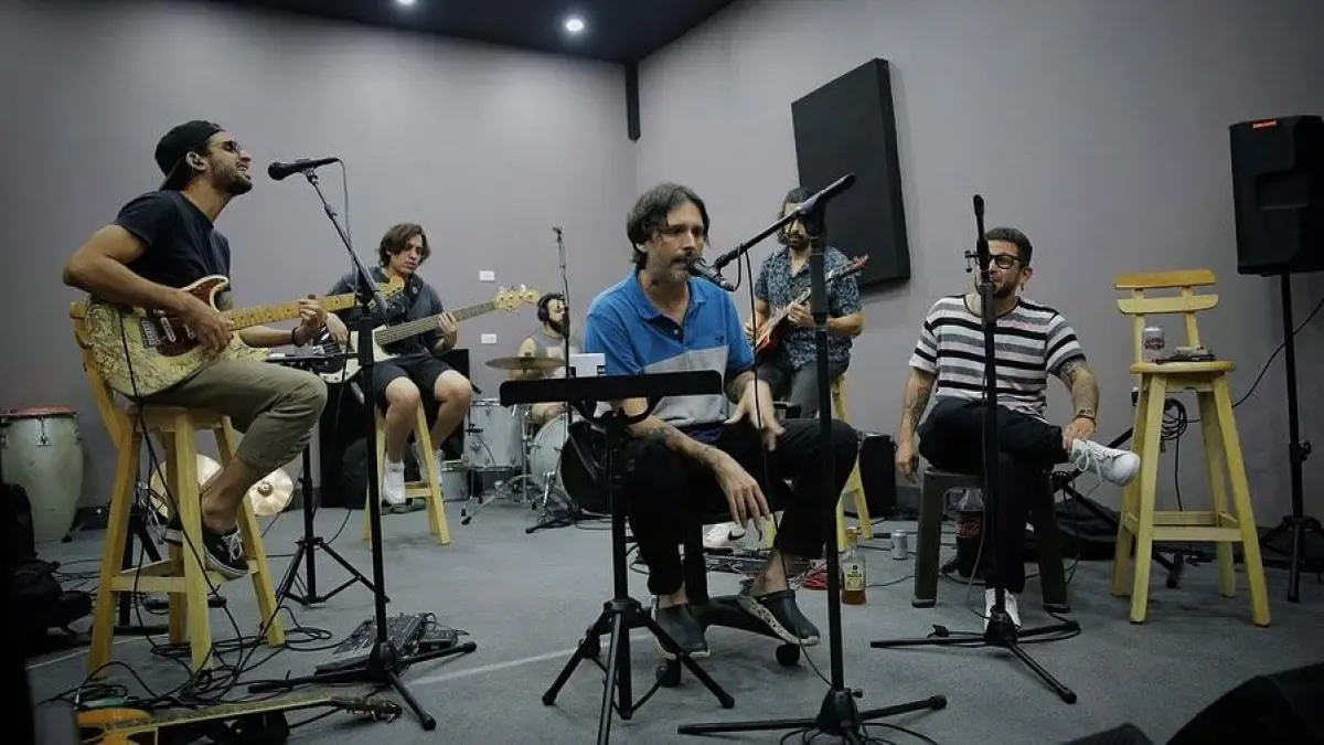 El vocalista de «The Inside» fue filmado en el norte de Barranquilla: ¿Por qué lo lastimaron?

 – Primer plano