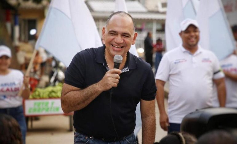 «Es una pena lo que están haciendo»

 – Primer plano