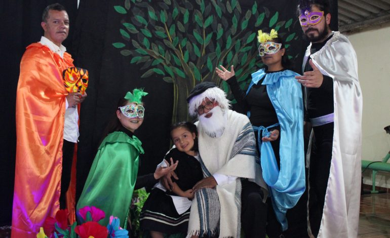 19º Festival de Magia Itinerante en la hierba: «Paz susurros»
– Primer plano