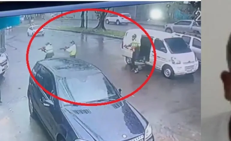 Hombres vestidos como oficiales de policía y le dispararon el apodo aterrador «El Diablo» con un rifle

 – Primer plano