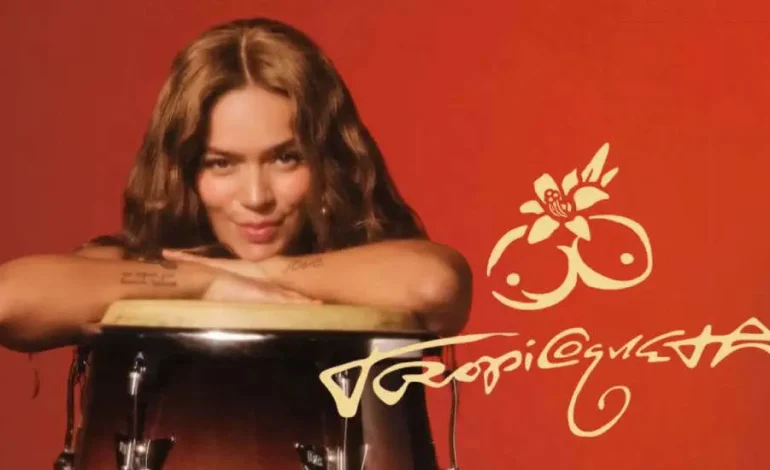 Experiencia «Tropicoqueta» de Karol G
– Primer plano