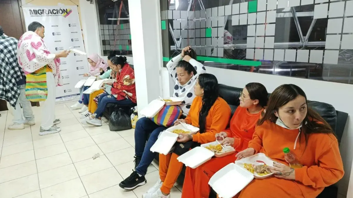 La mayoría de los prisioneros nacionales deportados al país de Ecuador ya serían liberados en las ciudades de Cali y Bogotá

 – Primer plano