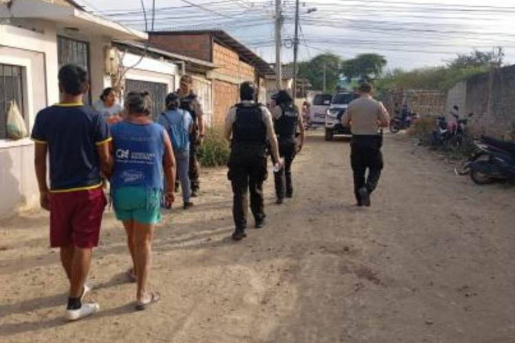 Masacre en Ecuador hojas 12 muertos: hombres armados dispararon desprevenidos dentro de una piscina en las playas, provincia de Guayas

 – Primer plano