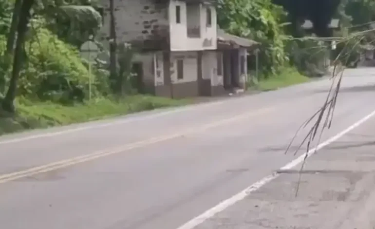 Permitir el paso a través de Medellín y la costa atlántica

 – Primer plano