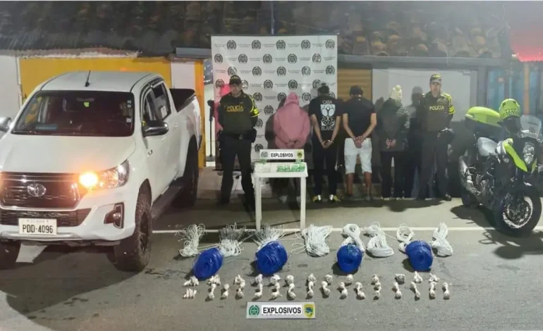 Provenía de Frontera Con Ecuador
 – Primer plano