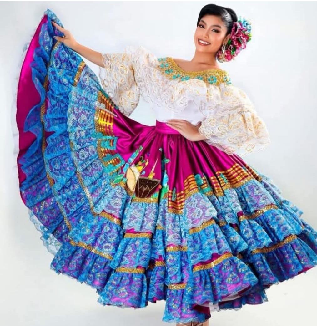 Karla Daniela Rosero, La nueva reina de San Pedro: Nariñense Orgullo en Toliman Lands

 – Primer plano