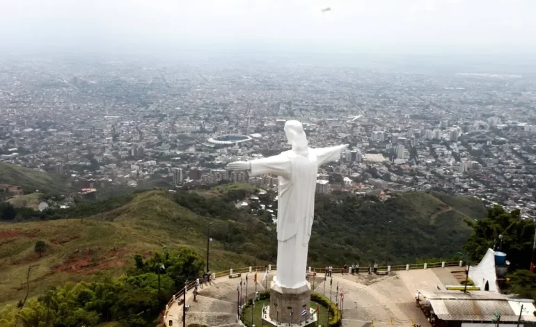 Regístrese en «El Valle Dares: Liderazgo que se transforma»

 – Primer plano