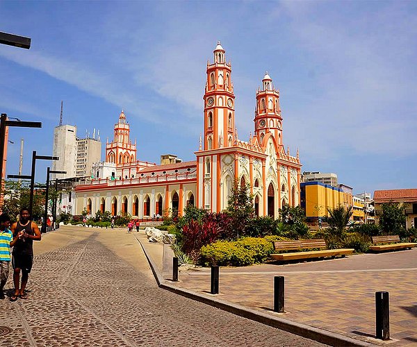 Ruta de las TIC ”: más de 5,000 Barranquilleros ya se benefician de la inclusión digital

 – Primer plano