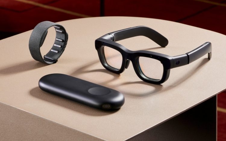 Meta comienza su pulsera inteligente y su lente
 – Primer plano