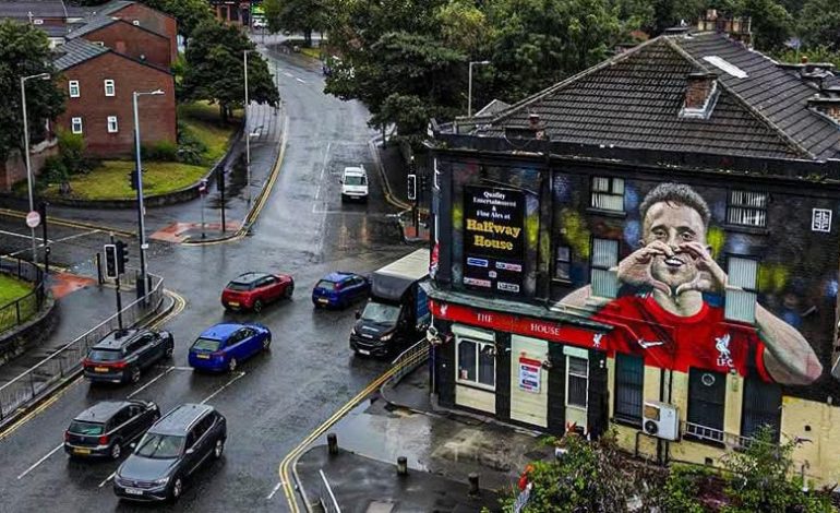 Mural Diogo Jota, que ya es una sensación entre los fanáticos del Liverpool.

 – Primer plano