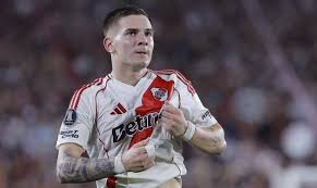 Mastantuono habla sobre su duro comienzo en el fútbol argentino

 – Primer plano