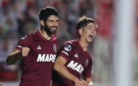 ¿Dónde puedes ver a Lanus en el fútbol argentino?

 – Primer plano