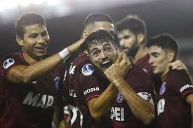 in Alive Sarmiento vs Lanus: Copa América 2025

 – Primer plano