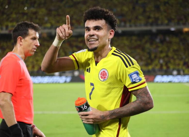 Luis Díaz habla sobre la última fecha de clasificatorios para la Copa del Mundo

 – Primer plano