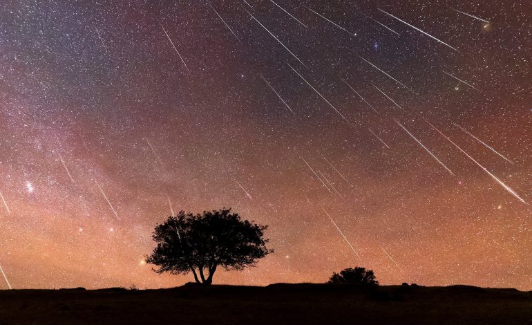 Perseid Meteor Rain – 

 – Primer plano