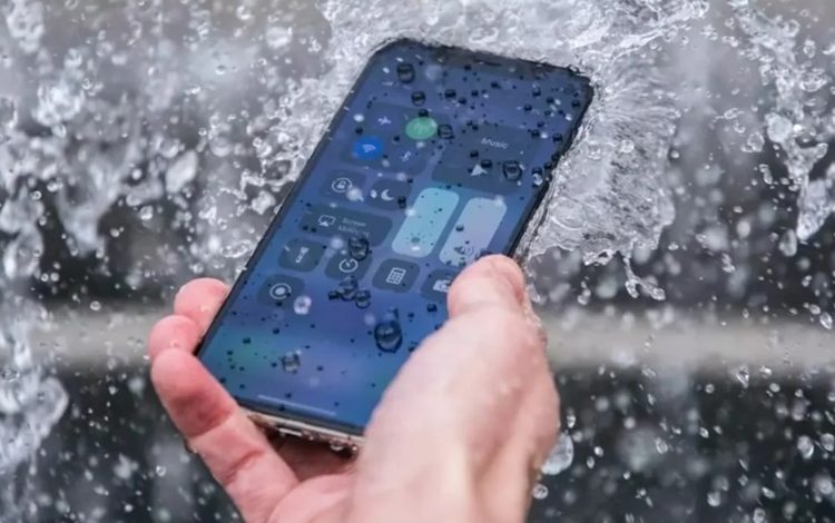 Teléfonos celulares resistentes al agua en 2025

 – Primer plano