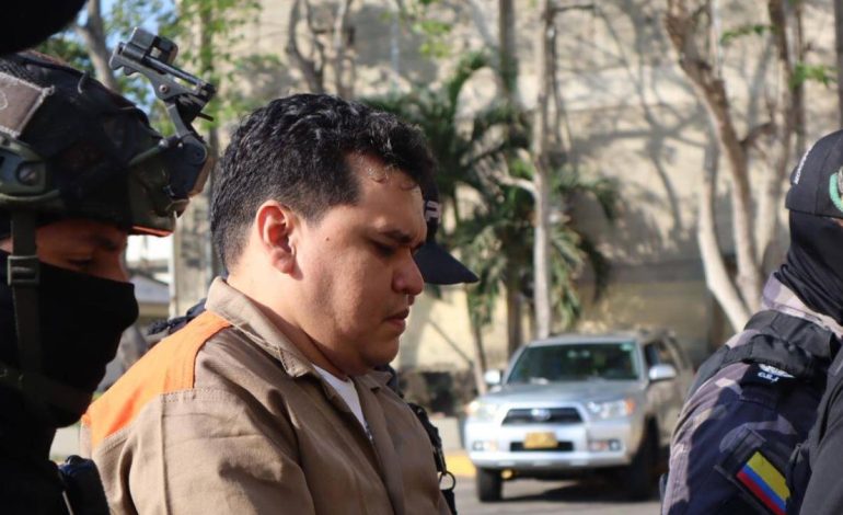 Se espera la reacción oficial de «Castor» y el progreso en el proceso de paz de la ciudad.

 – Primer plano