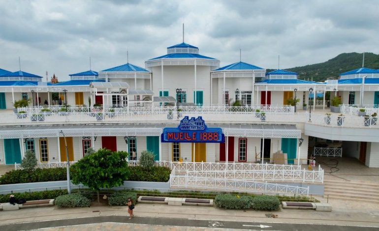 Muelle 1888 celebra su primer año como epicentro turístico y gastronómico, atrayendo a casi un millón de visitantes a Puerto Colombia (Atlánnico)

 – Primer plano