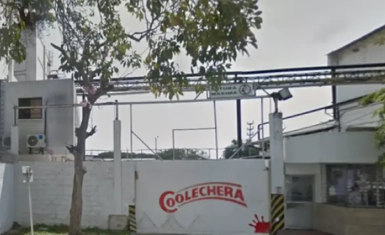 Anuncia acciones legales y niega irregularidades en el contrato

 – Primer plano