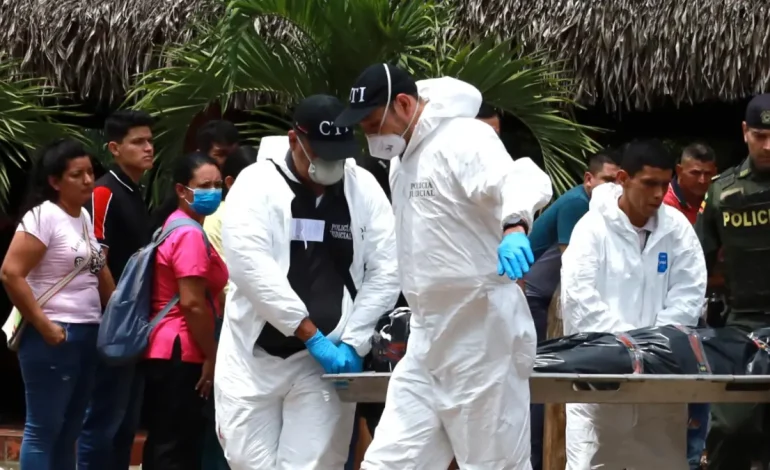 Sicario asesinó a un hombre que se movilizó en una camioneta, y luego huyó del rifle en la calle Palmira, Valle del Cauca
– Primer plano