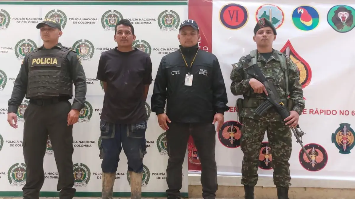 Capturan el apodo de Pate Palo en Putumayo, líder de logística de la red de soporte de estructura «Raúl Reyes», una de las facciones «Calarcá»

 – Primer plano
