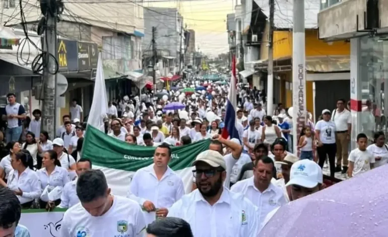 Más de 5,000 personas son limitadas en las zonas rurales.
 – Primer plano
