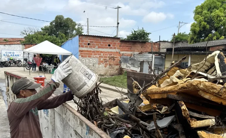 Barranquilla retira 400 m³ de desechos en el distrito de El Bosque para evitar la contaminación en el arroyo León y Ciénaga de Mallorquín

 – Primer plano