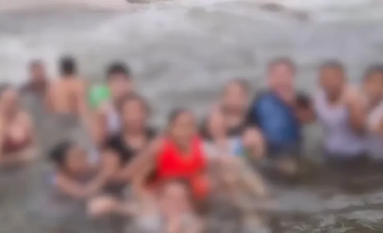 Última foto tomada por cinco personas que murieron después de arrastrar el cultivo del río en Norte de Santander
– Primer plano