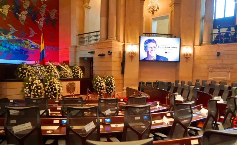 ¿Cuáles son las consecuencias de los días de luto en Bogotá, Medellín y Bucaramanga después del asesinato de Turbay Miguel Uribe?

 – Primer plano