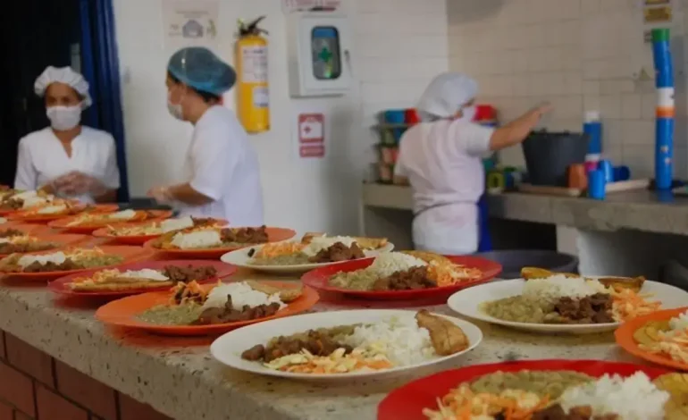 Más de 85,000 estudiantes de César se quedaron sin alimentos escolares debido a la falta de aprobación de los recursos de licencia
 – Primer plano