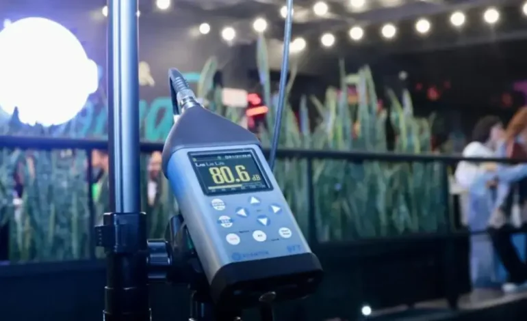 La oficina del alcalde es menos de un año para aplicar planes de gestión de ruido

 – Primer plano