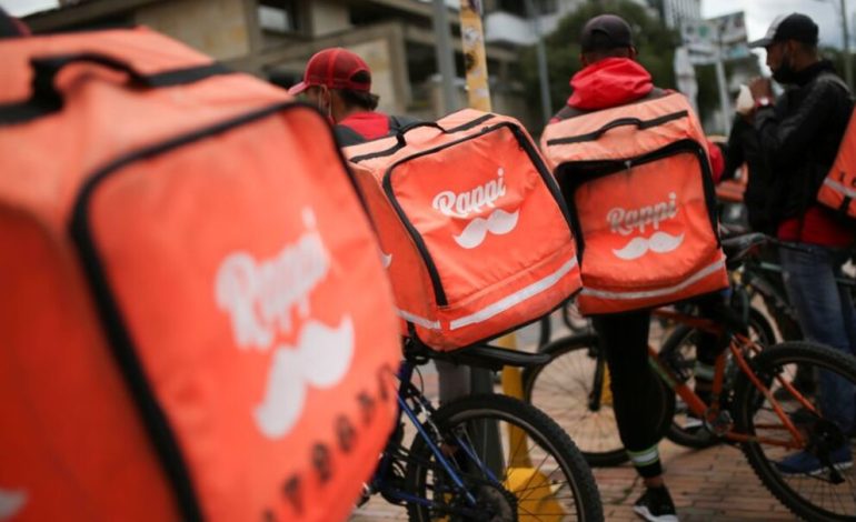 Nuevo dolor de cabeza de Rappia
 – Primer plano