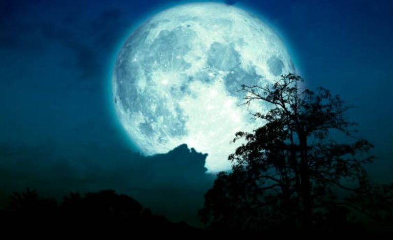 Agosto de 2025 Calendario lunar: guía para disfrutar del cielo y cuidarlos

 – Primer plano