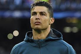 Esto costaría el anillo CR7 a Georgina Rodríguez

 – Primer plano