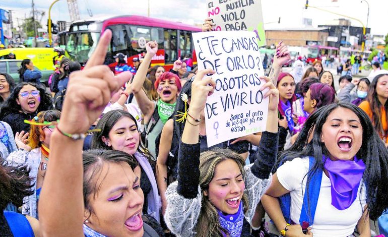 Capturan a un hombre que ha sido sentenciado a 41 años de prisión por matar a su compañero, a una niña de 17 años y recolección

 – Primer plano