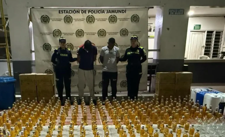 De esta manera, desmanteló una destilería secreta con una ocupación de 496 botellas
 – Primer plano